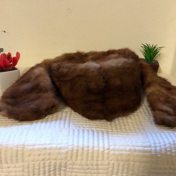 Fur Mink Hat & Collar - Picture 3 of 5